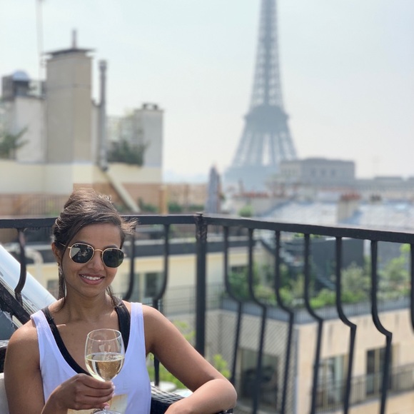 Meet your Posher - Picture 1 of 1